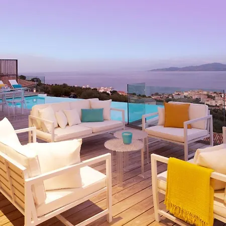 Villa L'ile-rousse Sleeps 10 With Pool Air Con And Wifi