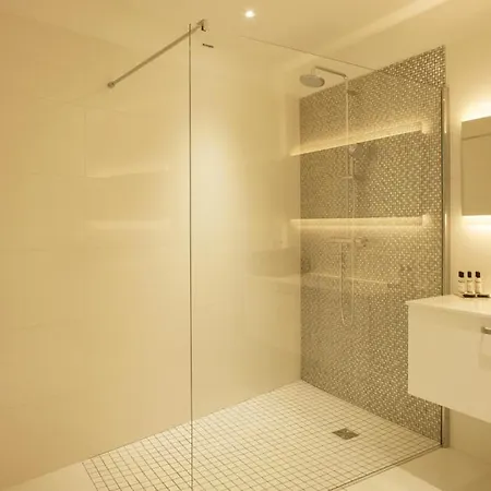 L'ile-rousse Sleeps 10 With Pool Air Con And Wifi Villa *