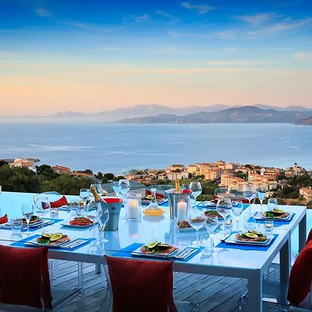 L'ile-rousse Sleeps 10 With Pool Air Con And Wifi Villa LʼÎle-Rousse