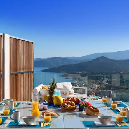 Villa L'ile-rousse Sleeps 10 With Pool Air Con And Wifi LʼÎle-Rousse